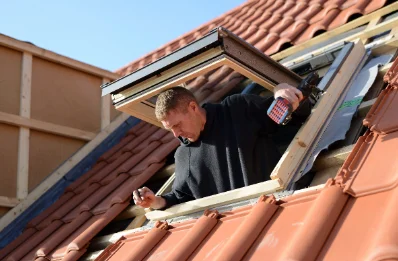 Pose de fenêtres de toit Velux à Marpaps